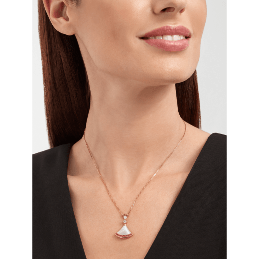 DIVAS DREAM NECKLACE