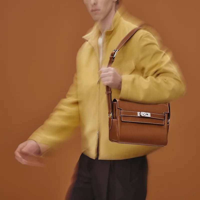 Kelly Messenger PM bag