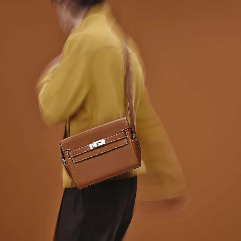 Kelly Messenger PM bag