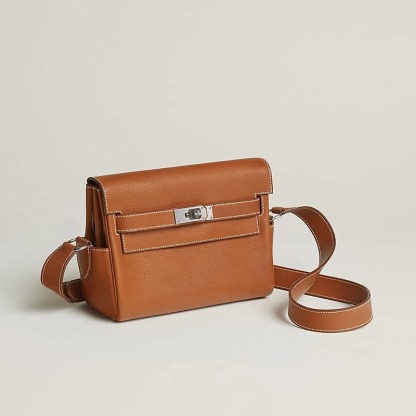 Kelly Messenger PM bag