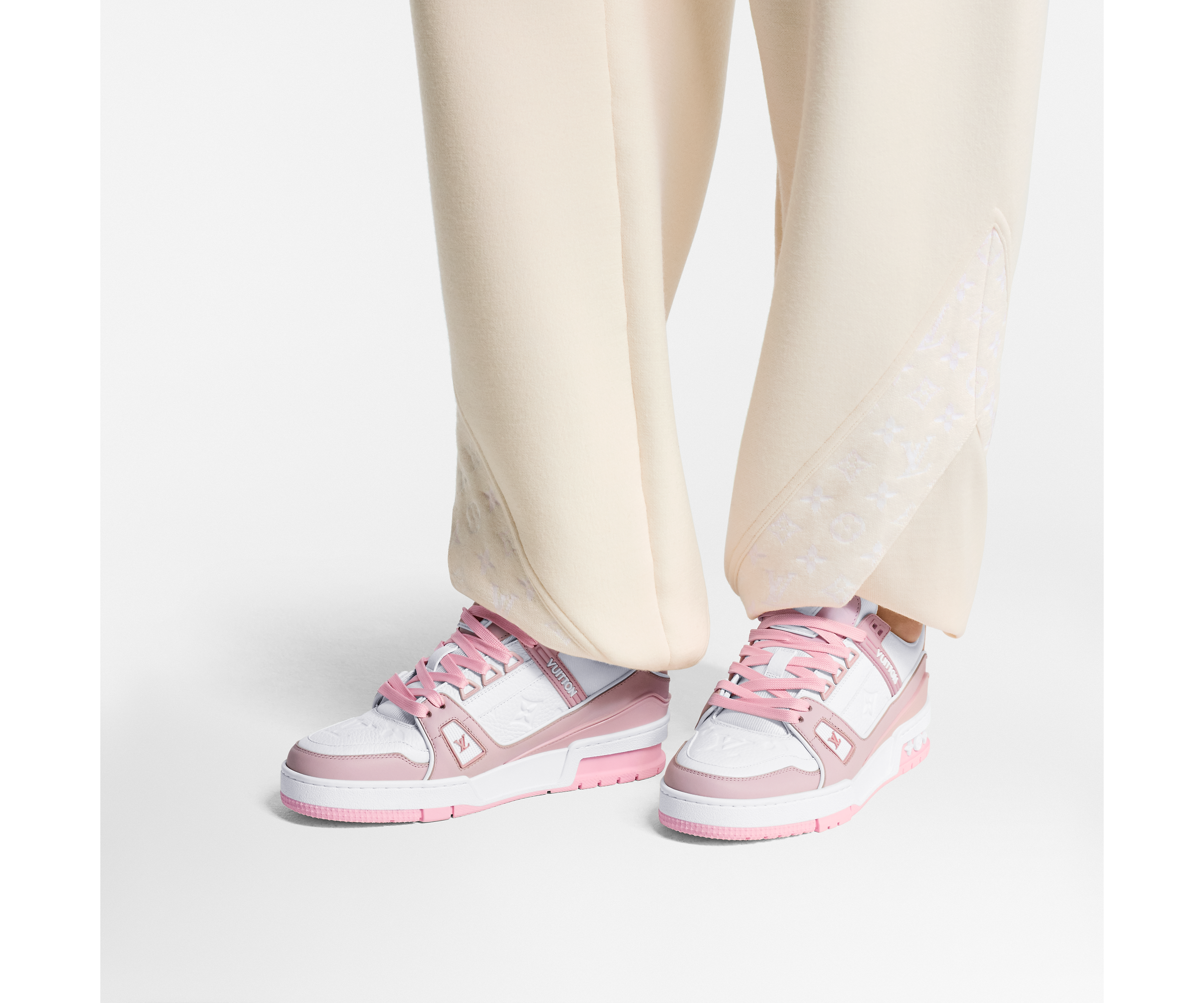 Women LthtV Trainer Sneaker