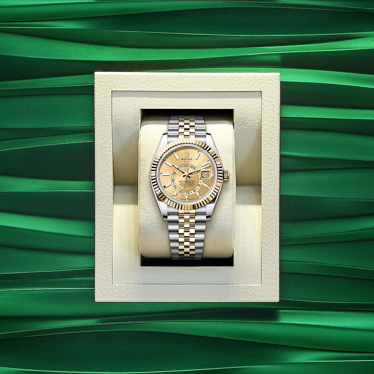 Sky-Dweller, 42mm, Oystersteel and 18k Yellow Gold, Champagne, Jubilee,Ref# 336933-0002