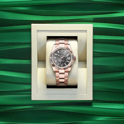 Sky-Dweller, 42mm, 18k Everose Gold, Ref# 336935-0004