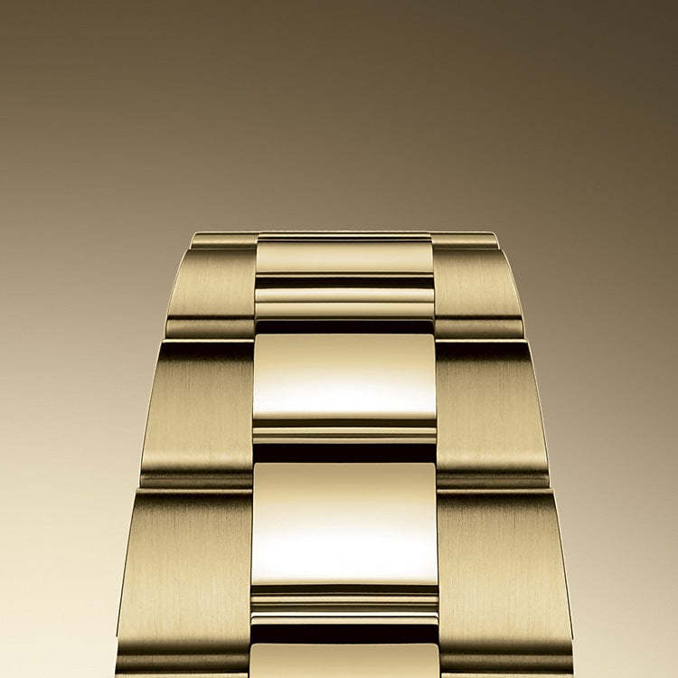 Sky-Dweller, 42mm, 18k Yellow Gold, Ref# 336938-0002