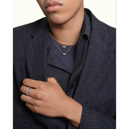 Quatre Blue Edition Pendant, S Motif