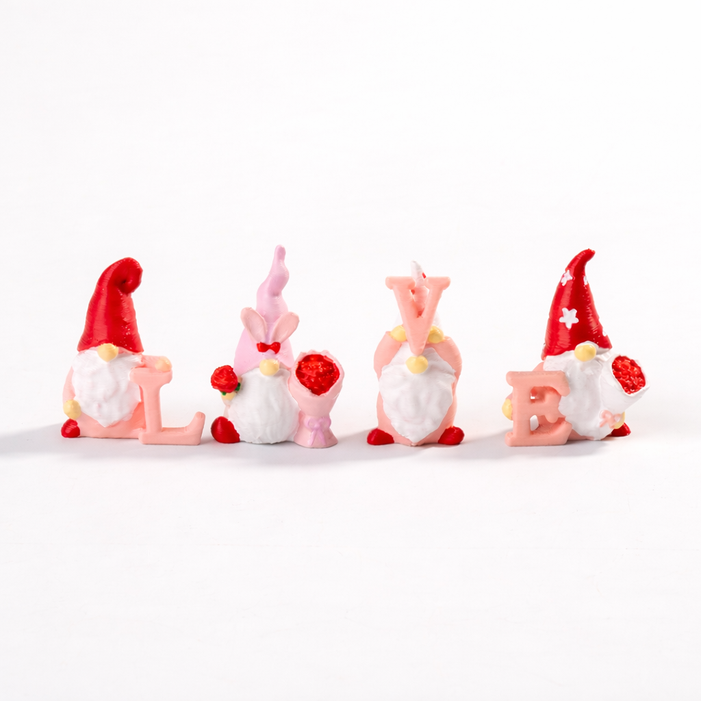 Love Heart Gnome Figurine Romantic Valentine Holiday Decoration