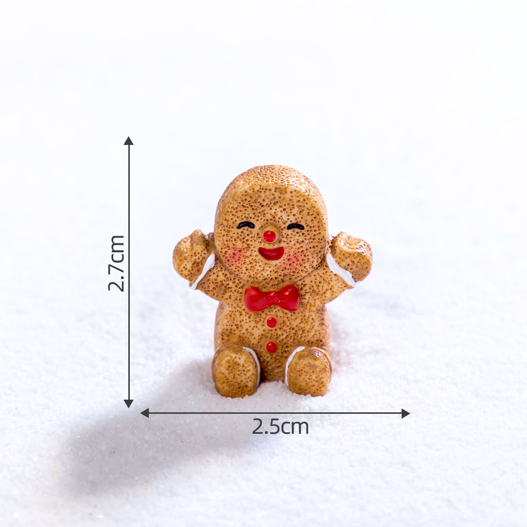 Small GingerMan Figurine Set Mini Christmas Accessories Collection for DIY Decorations & Desktop Display