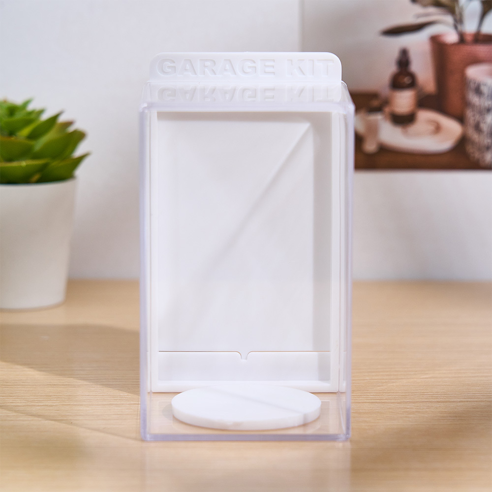 Acrylic Display Case with Base – Enlarged Single