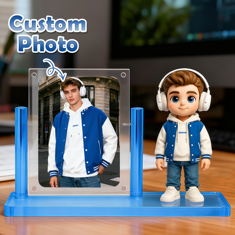 Custom 3D Figure Display with Acrylic Case Collectors Gift Idea unique Carded Model Showcase