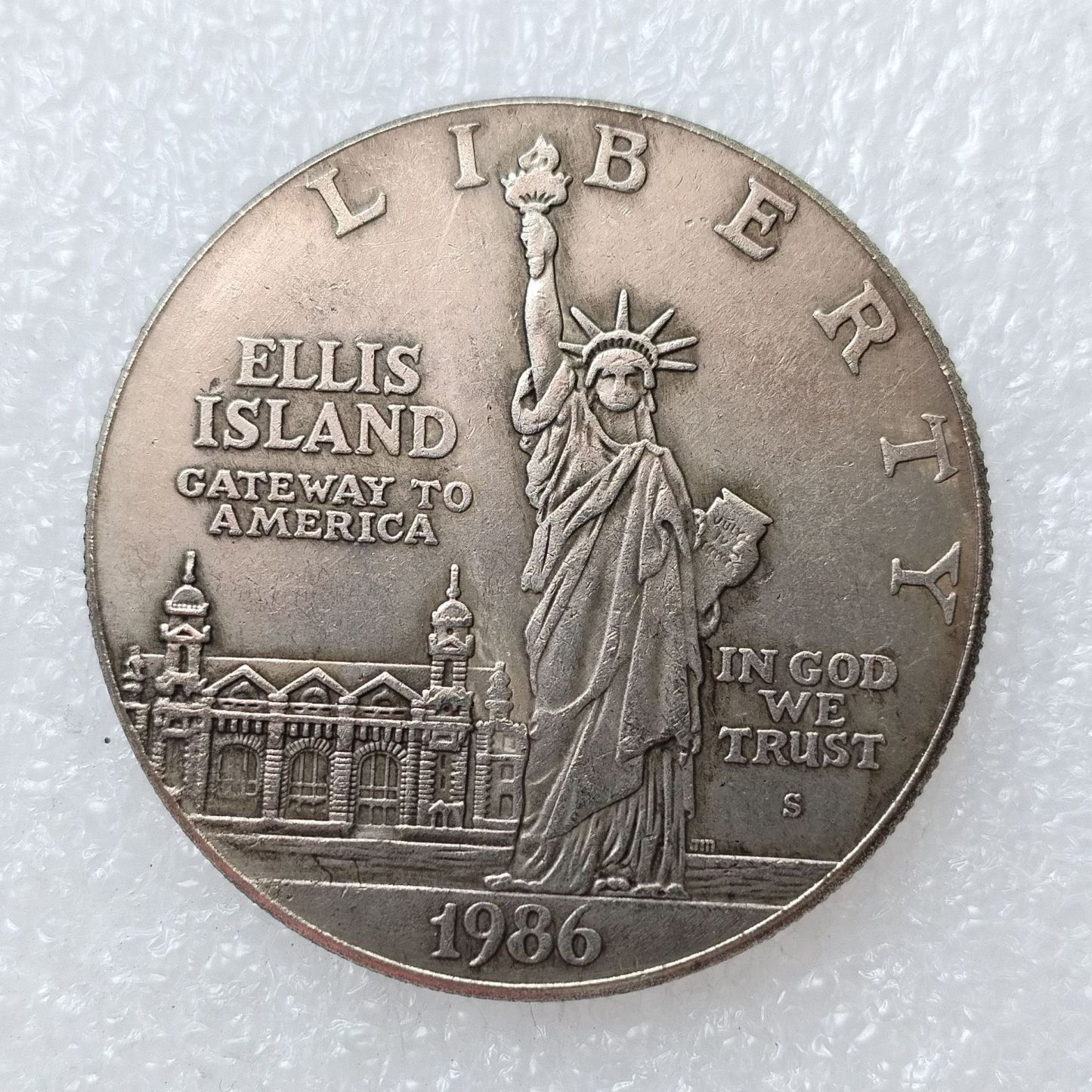 ⏱️1986 United States Liberty Coin - Silver Statute of Liberty/Ellis Island🔥