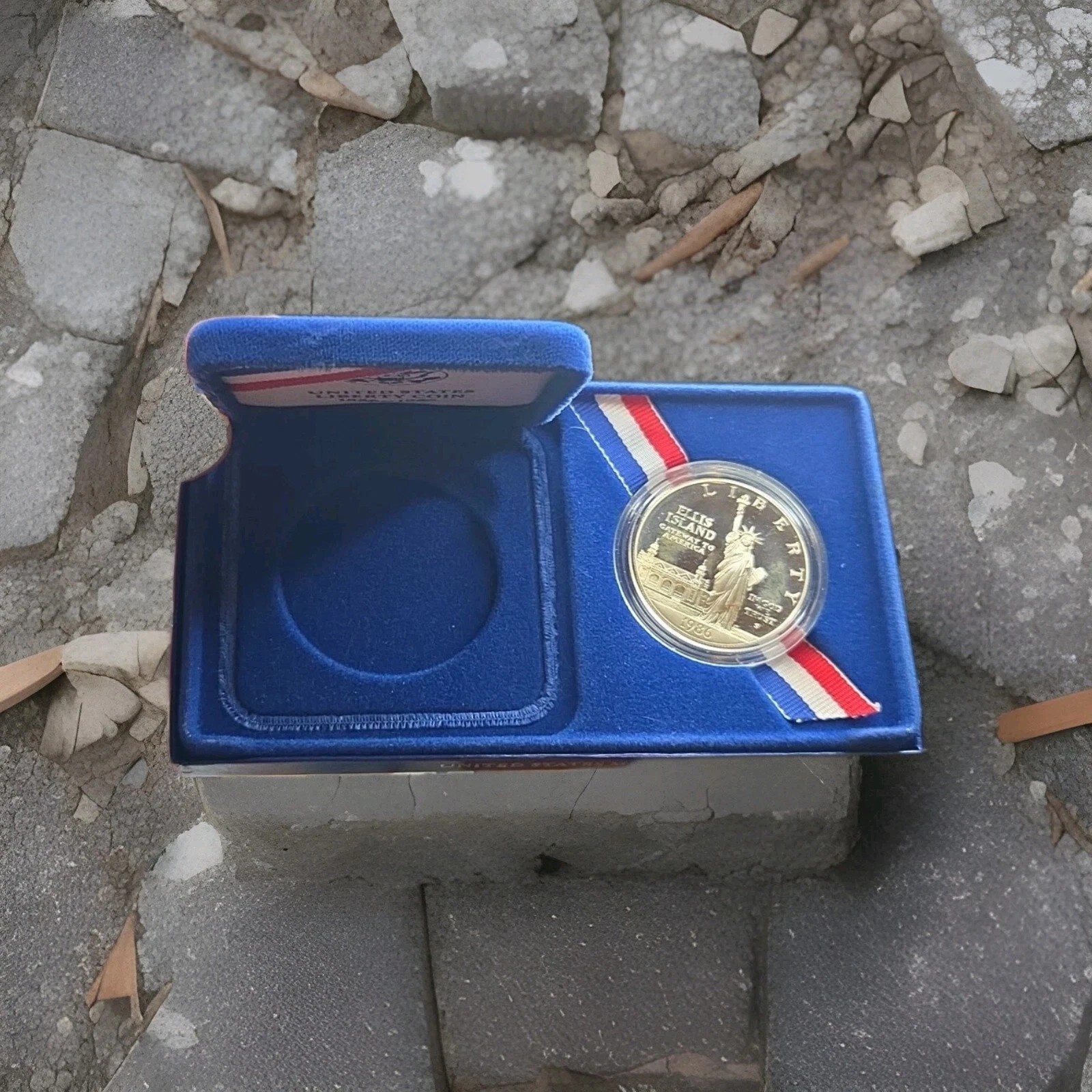 ⏱️1986 United States Liberty Coin - Silver Statute of Liberty/Ellis Island🔥
