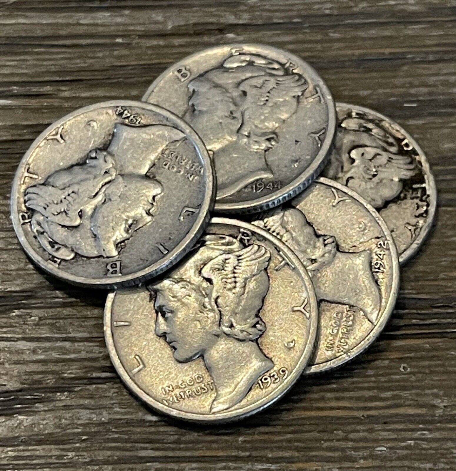 🔥Limited Offer🤩 Complete Collector's Edition 1916-1945 10 Cent Mercury Silver