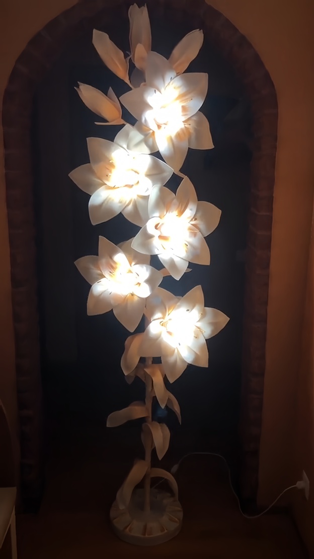 Giant Artificial Lily Decoration - White & Gold