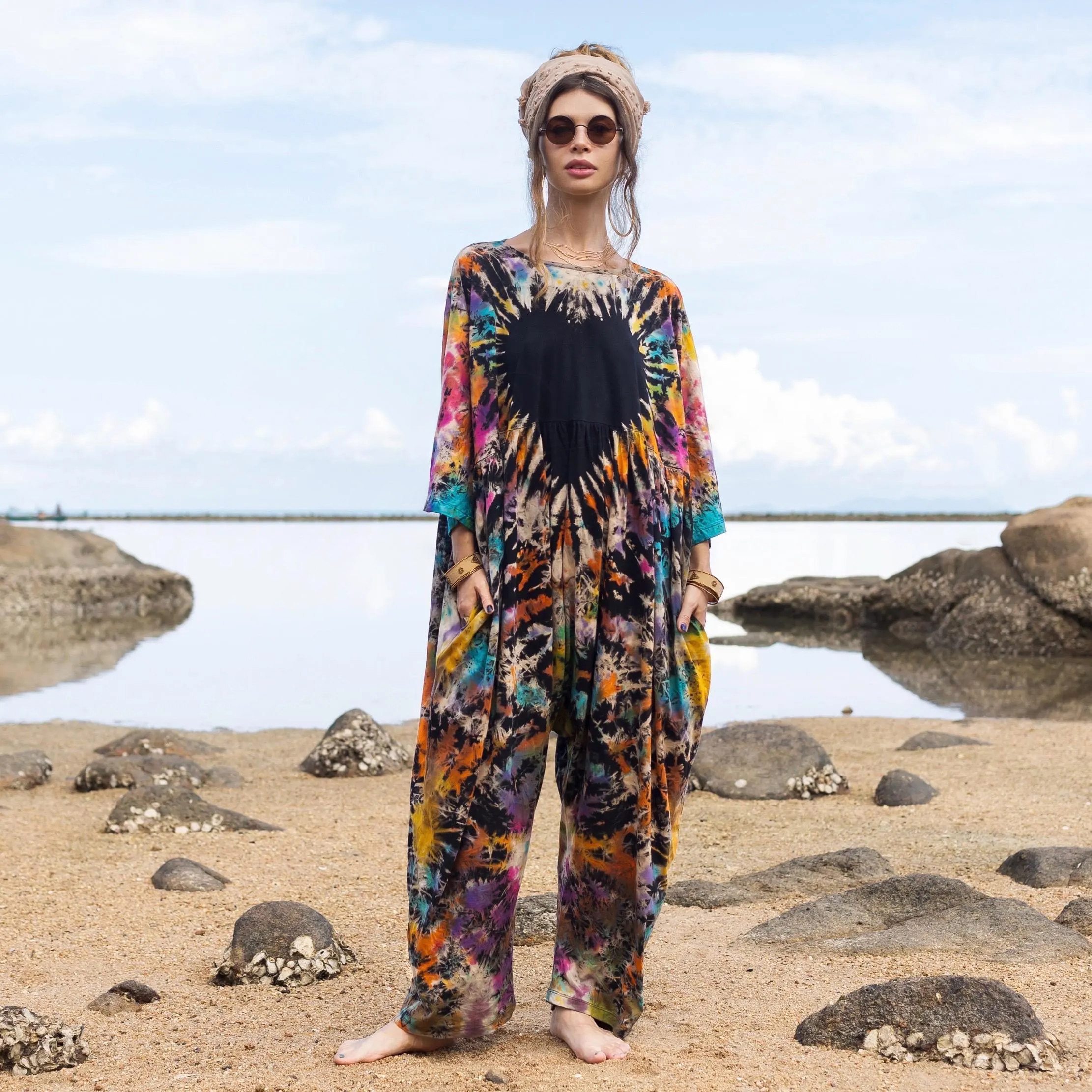 Plus Size Black Heart Tie-Dye Jumpsuit
