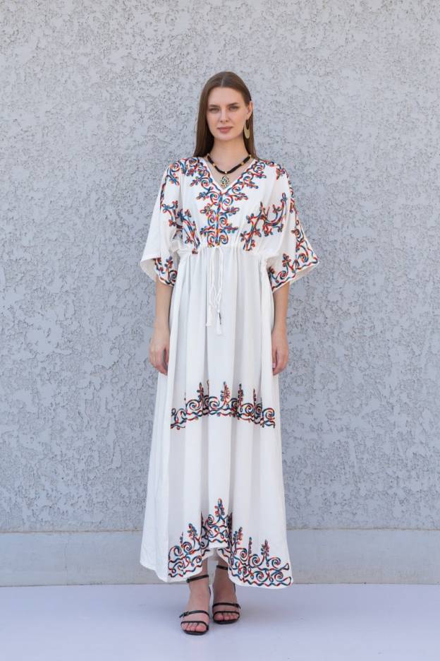 Chic White Embroidered Kaftan Dress