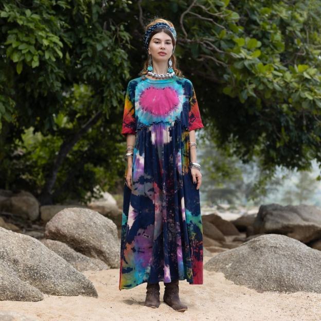 Plus Size Tie Dye Kaftan Dress in Cosmic Heart Bloom