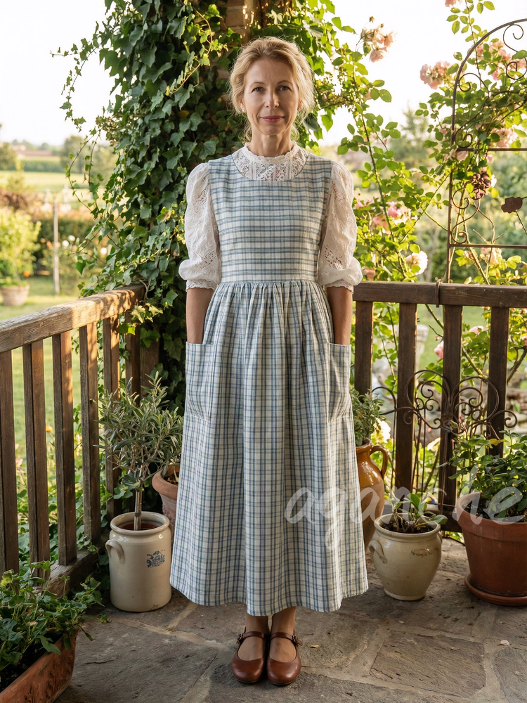 Vintage Light Blue & Cream Thin Plaid Long Apron