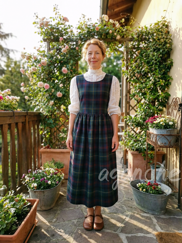 Vintage Navy Blue Base Red & Yellow Thin Plaid Long Apron