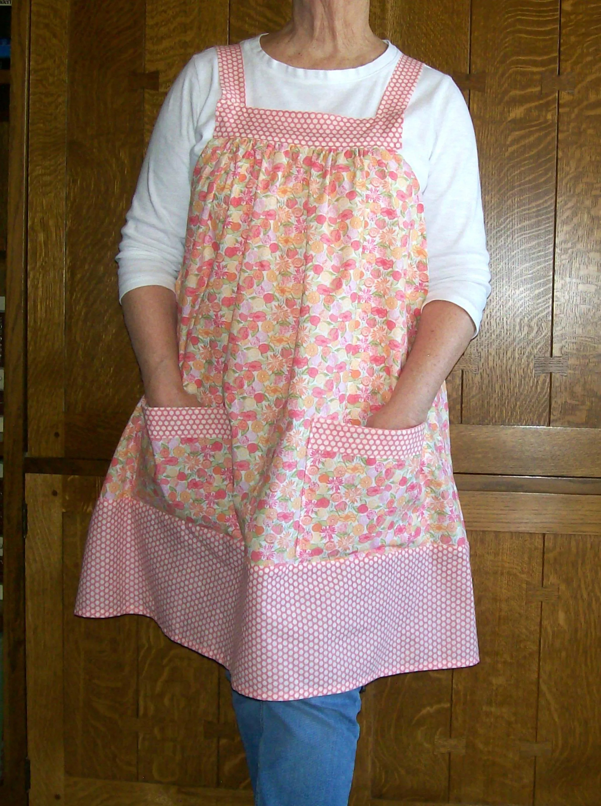 Romantic  Pink Small Floral Print Loose Open Apron