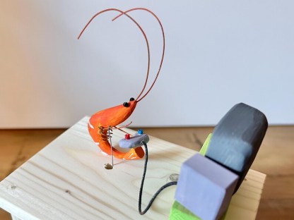 shrimp playing video games