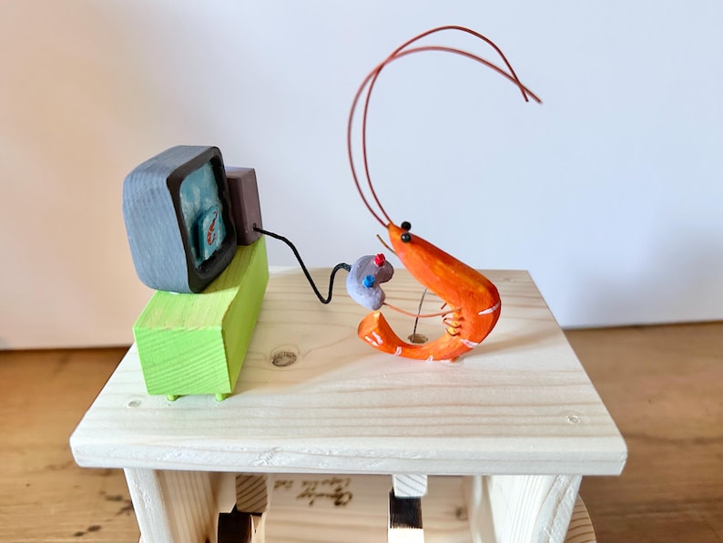 shrimp playing video games