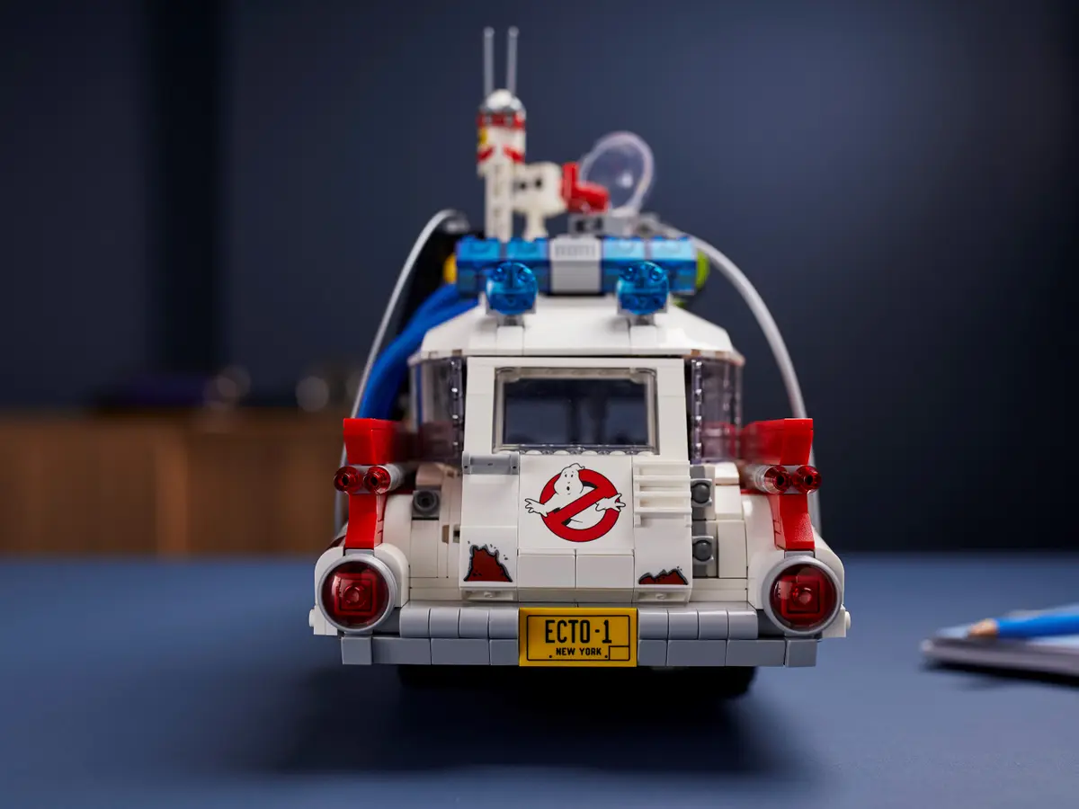 Ghostbusters ECTO-1