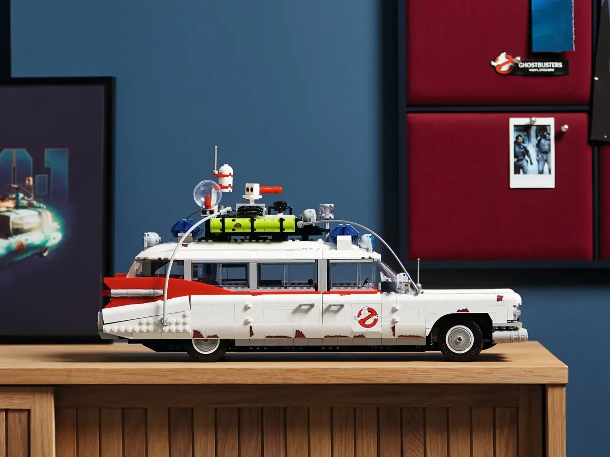 Ghostbusters ECTO-1