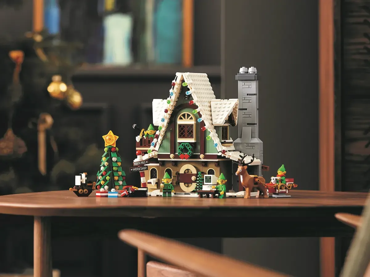 Elf Club House