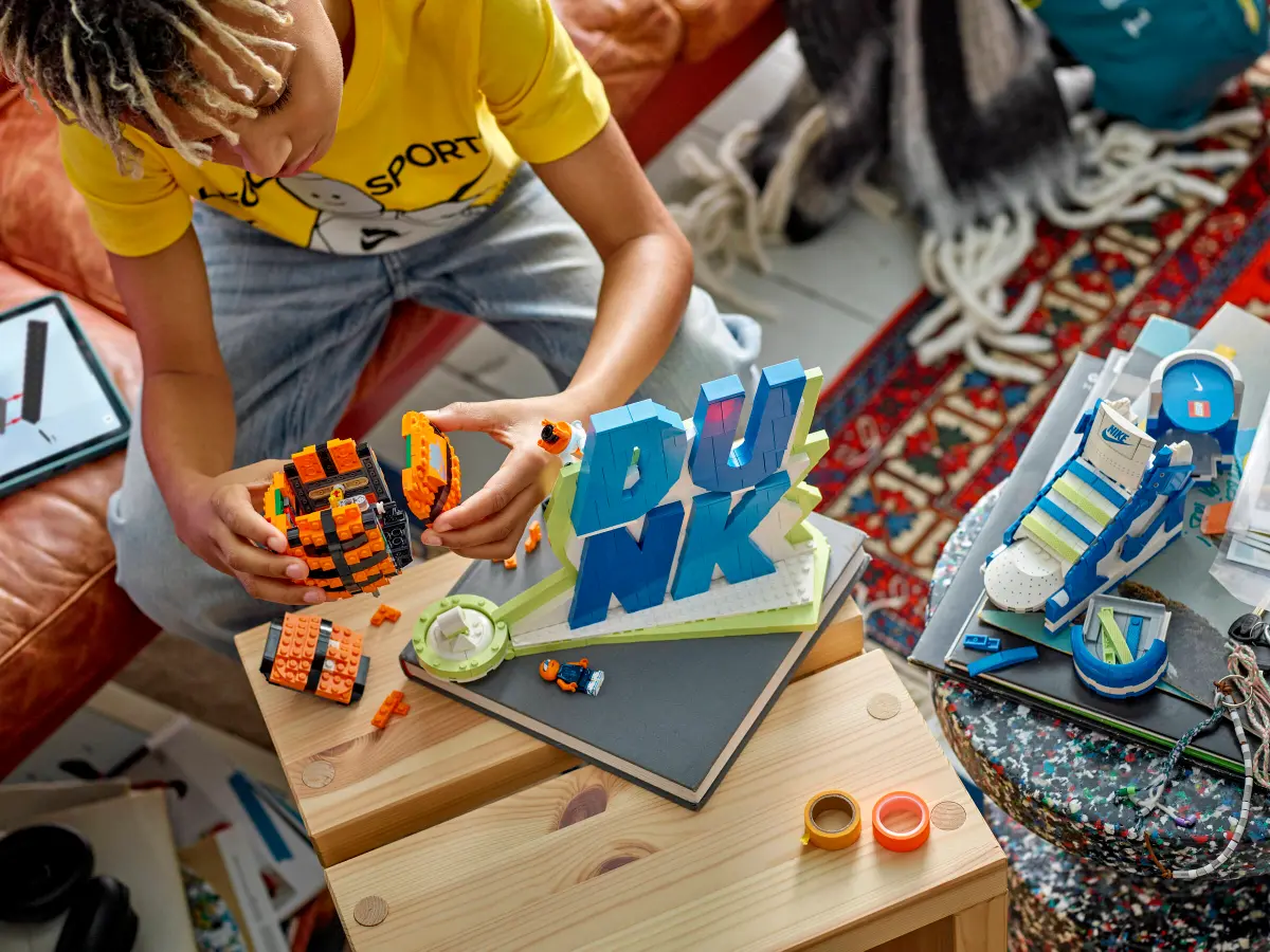 Nike Dunk x LEGO® Set