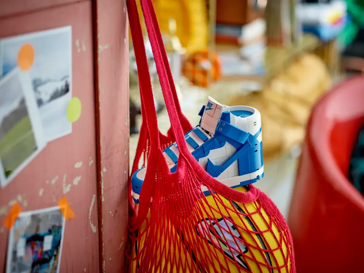 Nike Dunk x LEGO® Set