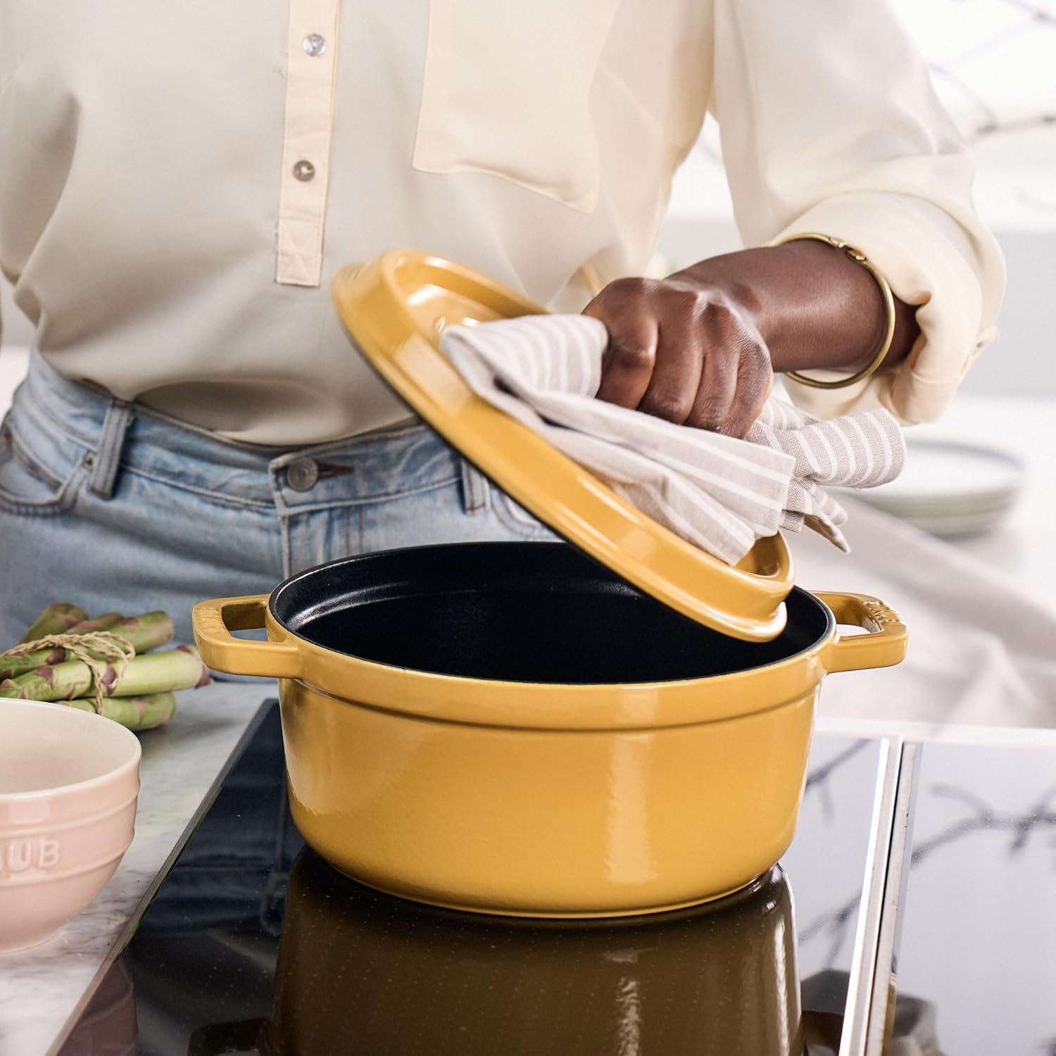 STAUB Cast Iron Dutch Oven Round Cocotte, Made in France