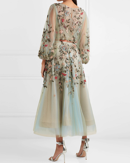 Mesh V-neck Printed Midi Dress-01