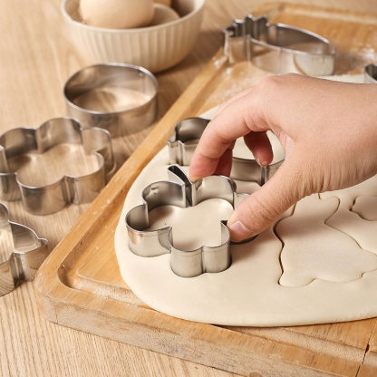 Stainless Steel Christmas Cookie Mold 10 Piece Set Halloween Baking Tools Easter Cookie Mold Cake Mold