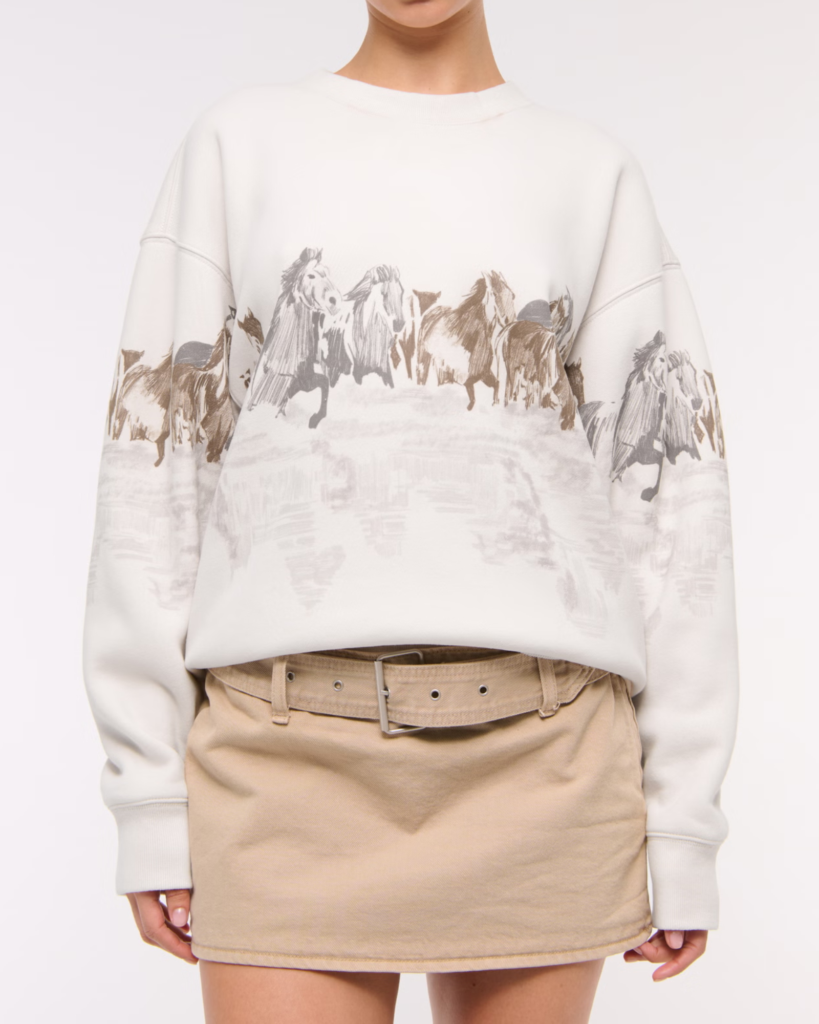 Horses Graphic Sweatshirt - Western Fashion
