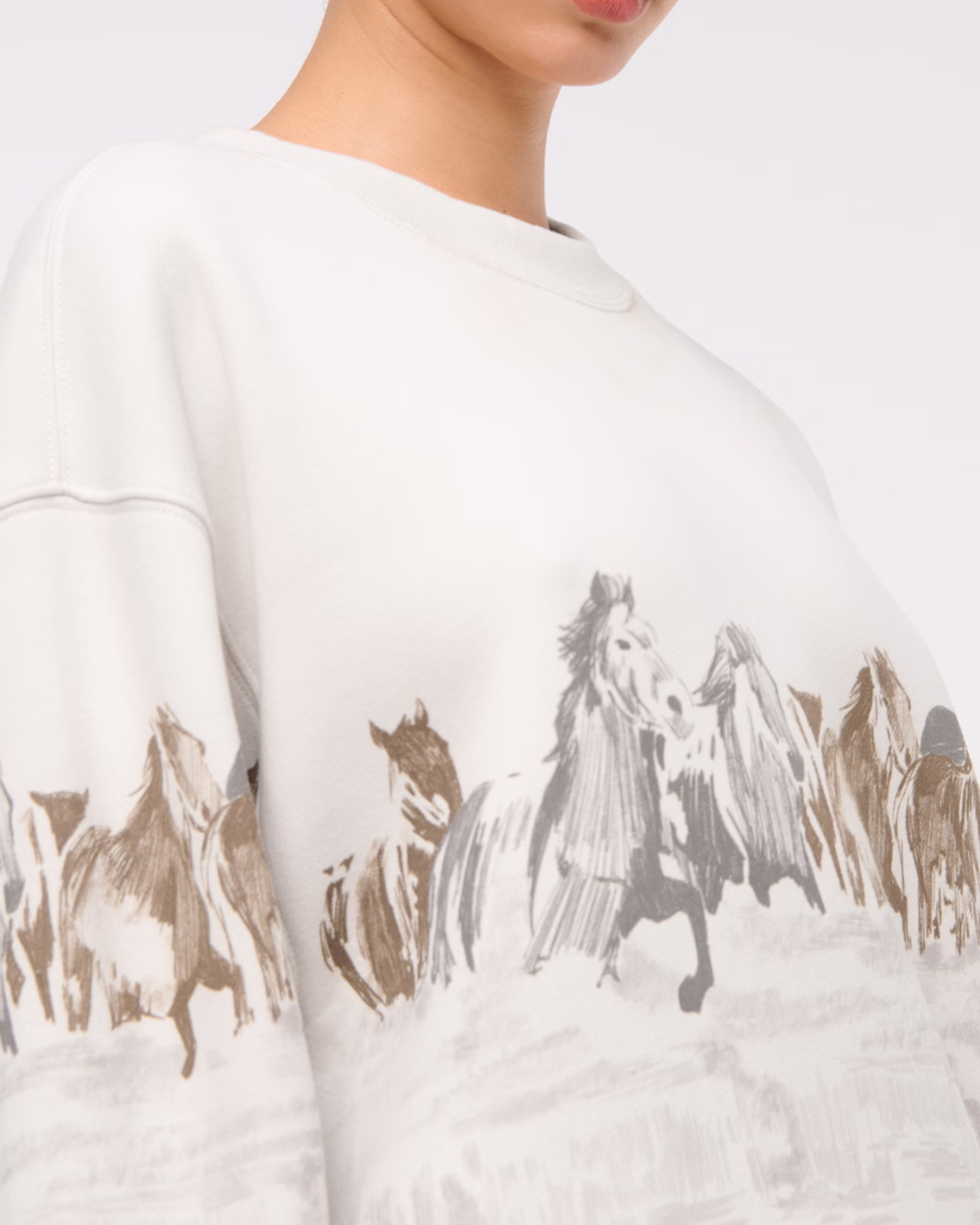Horses Graphic Sweatshirt - Western Fashion