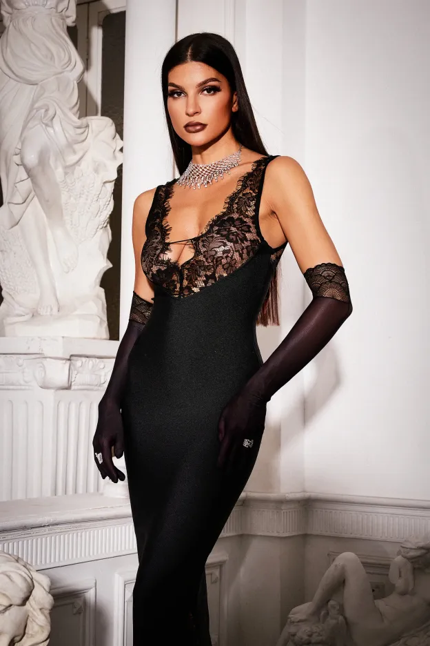 Noir Lace Siren Gown