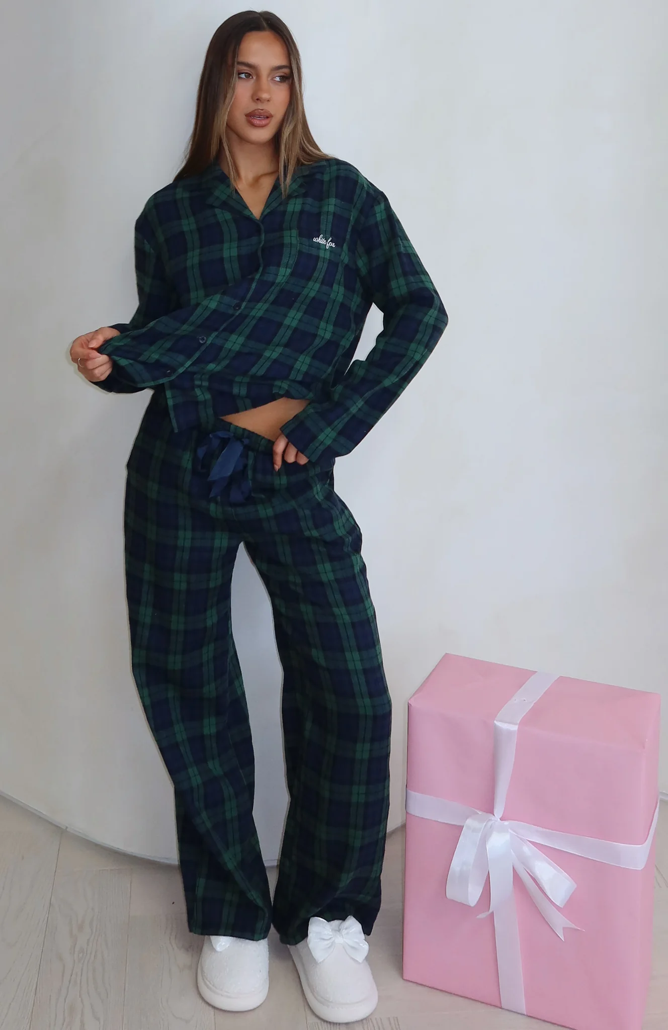 Christmas Plaid Pajama Set – Cozy Holiday Style
