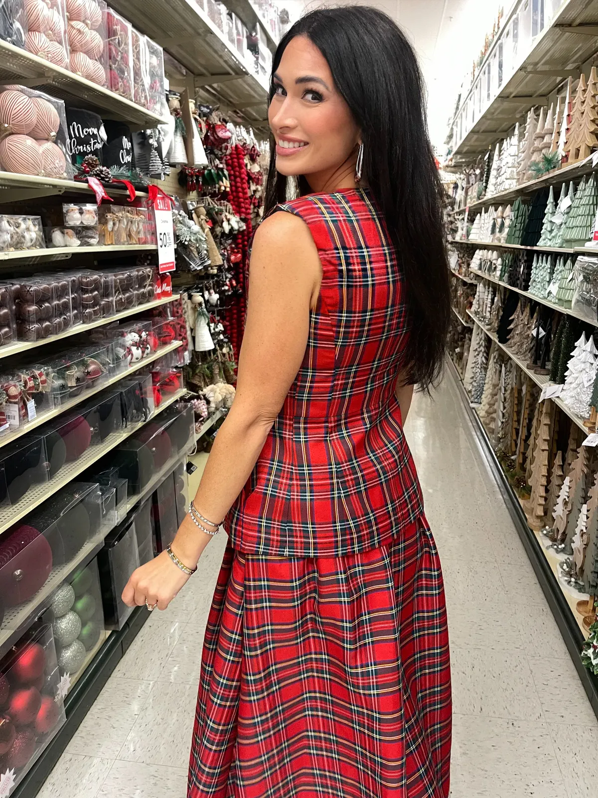 Christmas Plaid Vest – Festive Layering Piece