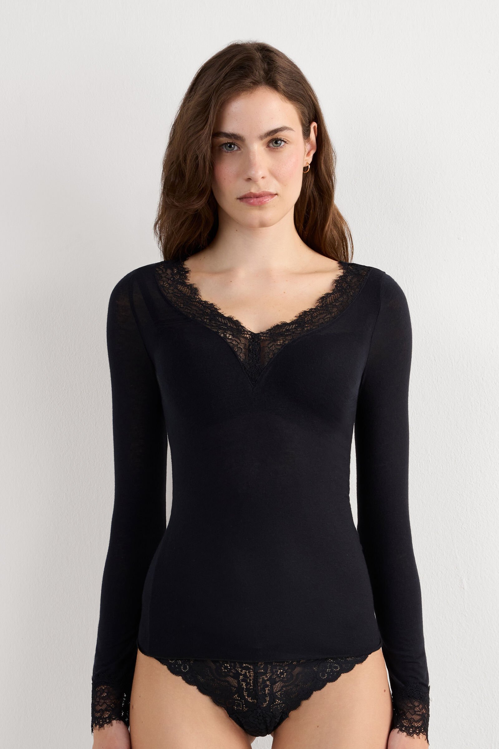 Midnight Lace Essential Top