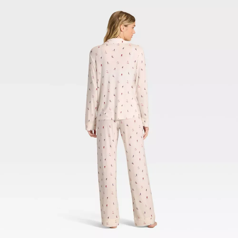 Skiers Print Cozy Pajama Set