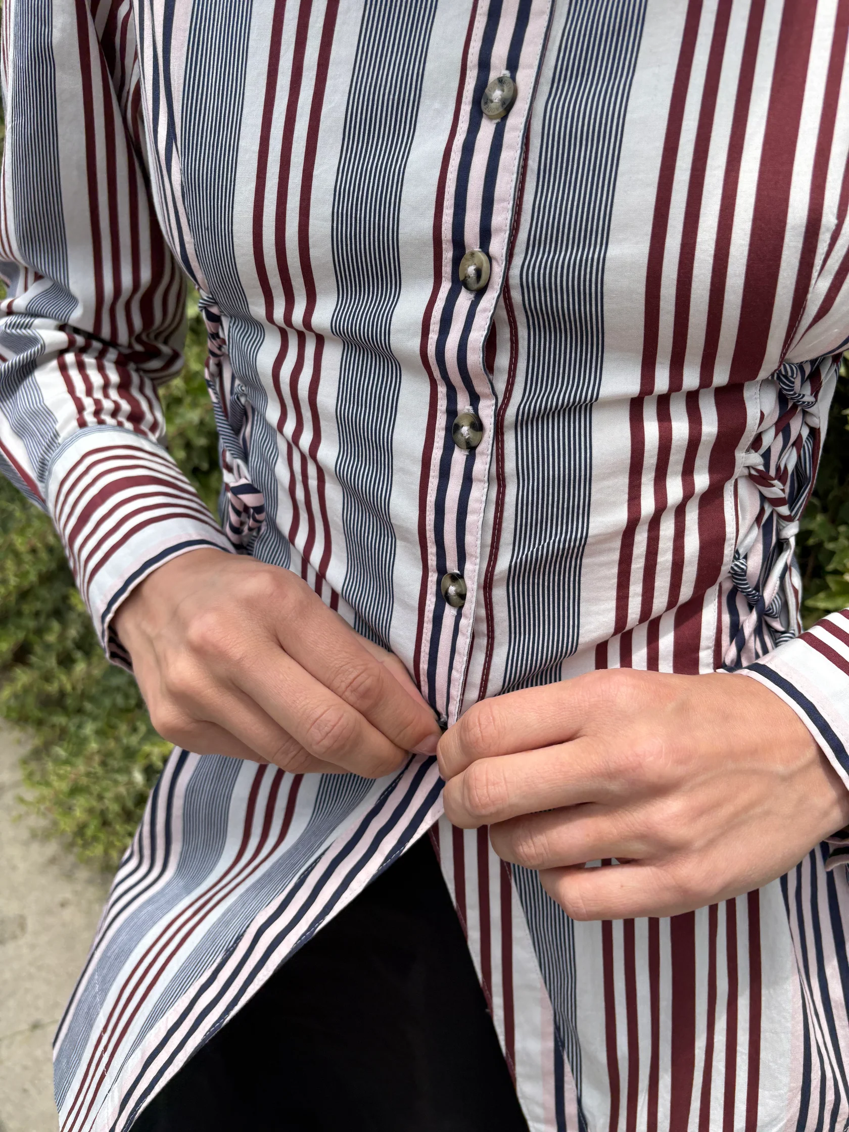 Striped Waist-Tie Shirt – Chic Everyday Style