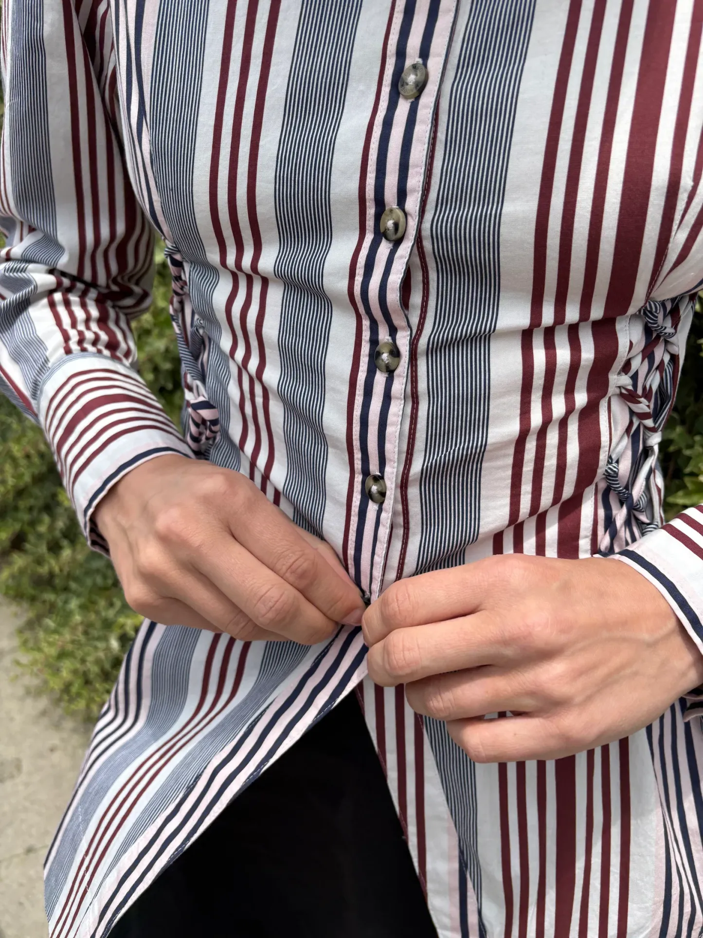 Striped Waist-Tie Shirt – Chic Everyday Style
