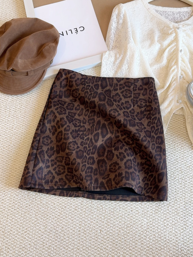 Leopard Suedette Mini Skirt – Wild & Chic