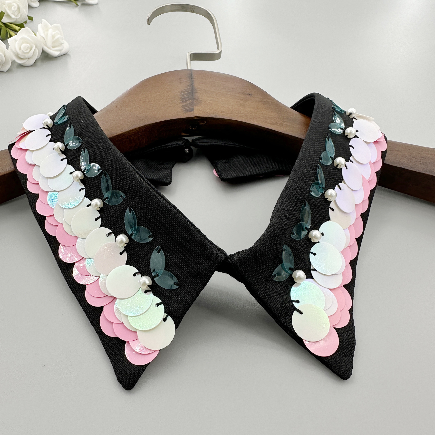 Holiday Sequin Faux Collar – Festive Glam Shine
