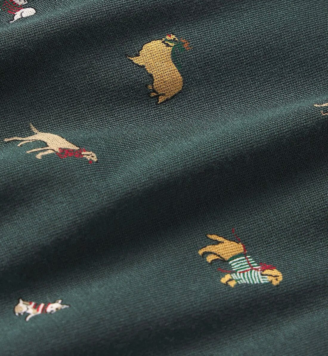 Festive Dog Print Pajama Set – Holiday Cozy Vibes