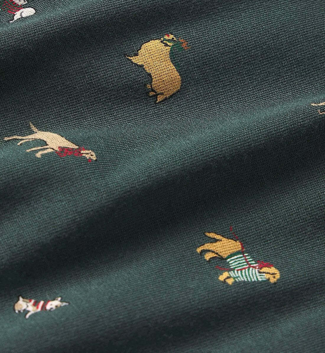 Festive Dog Print Pajama Set – Holiday Cozy Vibes