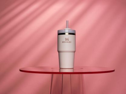 Stanthtley Quencher H2.0 FlowState Stainless Steel Vacuum Insulated Tumbler with Lid and Straw for Water, Iced Tea or Coffee