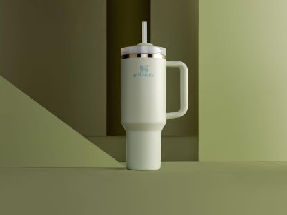 Stanthtley Quencher H2.0 FlowState Stainless Steel Vacuum Insulated Tumbler with Lid and Straw for Water, Iced Tea or Coffee