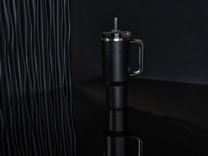 Stanthtley Quencher H2.0 FlowState Stainless Steel Vacuum Insulated Tumbler with Lid and Straw for Water, Iced Tea or Coffee