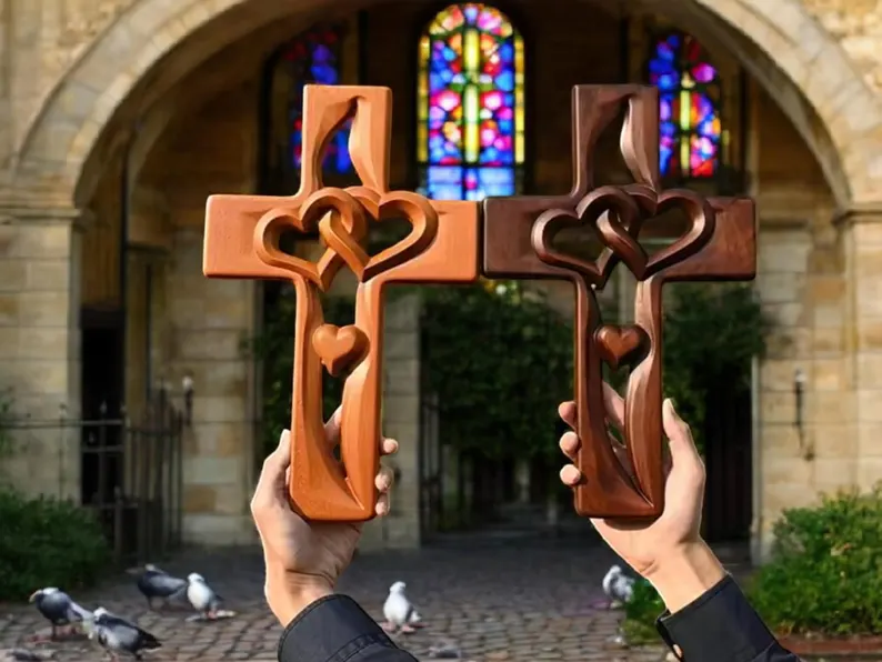 Bgcopper Intertwined Hearts Wooden Cross - Best Saint Valentine's day Gift